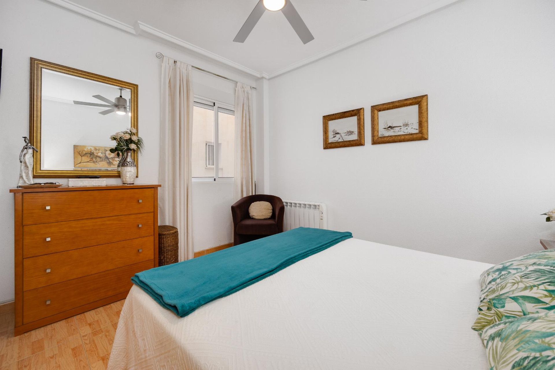Resale - Apartment / Flat - Torrevieja - Playa del Acequión