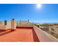 Resale - Apartment / Flat - Torrevieja - Playa del Acequión