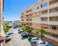Resale - Apartment / Flat - Torrevieja - Playa del Acequión