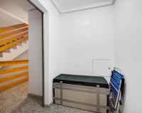 Resale - Apartment / Flat - Torrevieja - Playa del Acequión