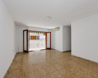 Resale - Apartment / Flat - Torrevieja - Playa del Acequión