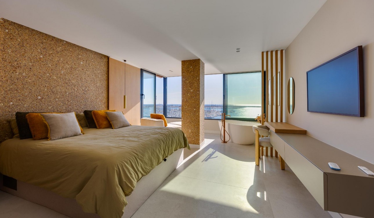 Resale - Apartment / Flat - Torrevieja - Playa del Acequión