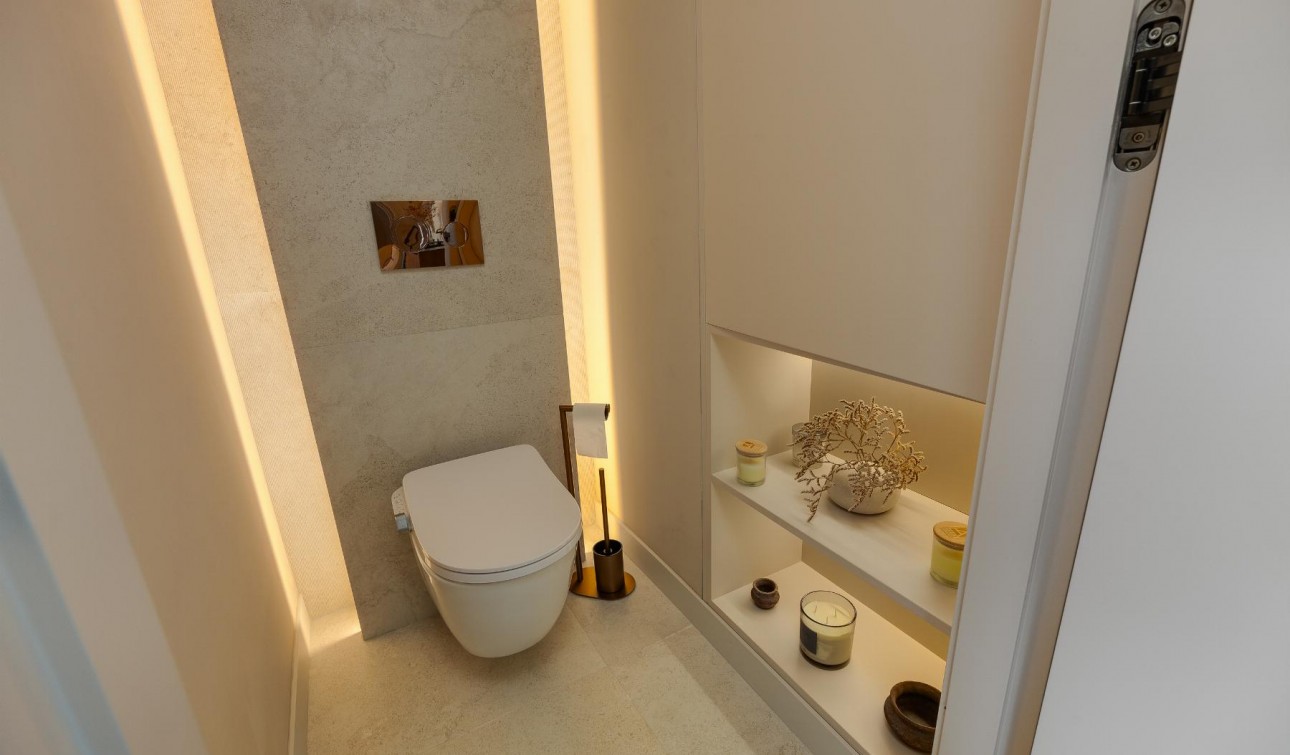 Resale - Apartment / Flat - Torrevieja - Playa del Acequión