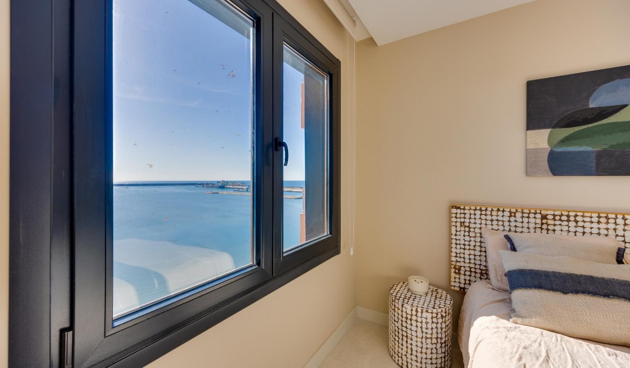 Resale - Apartment / Flat - Torrevieja - Playa del Acequión