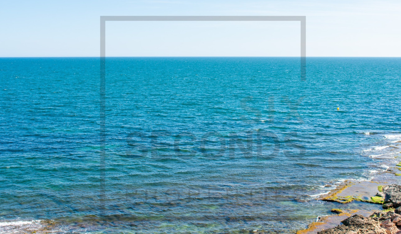 Resale - Apartment / Flat - Torrevieja - Playa del Cura