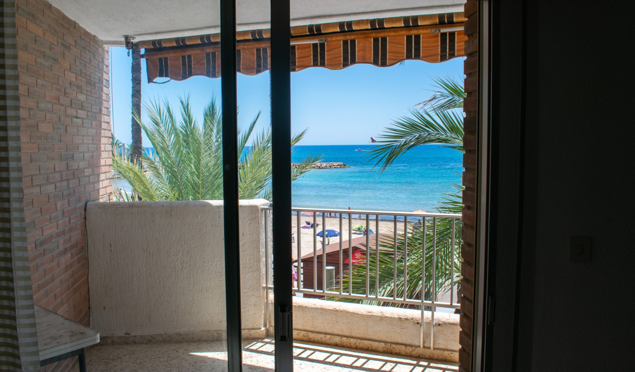 Resale - Apartment / Flat - Torrevieja - Playa del Cura