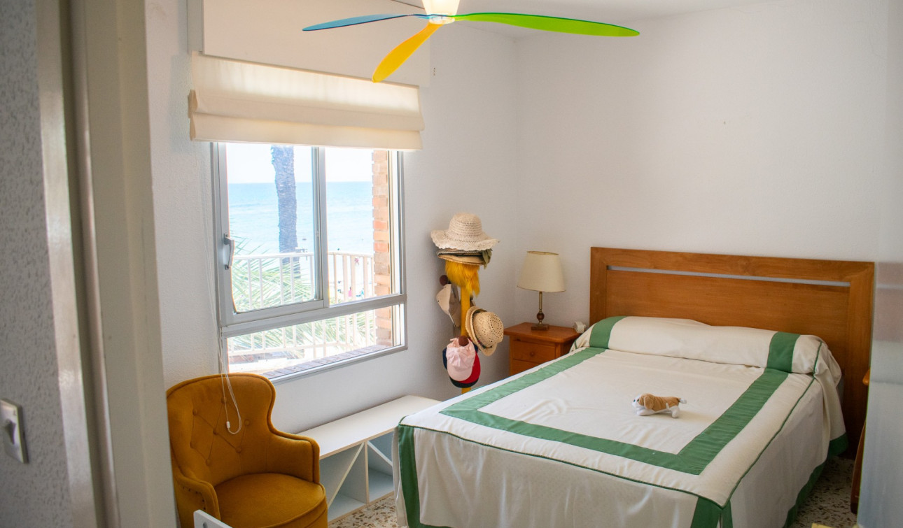 Resale - Apartment / Flat - Torrevieja - Playa del Cura