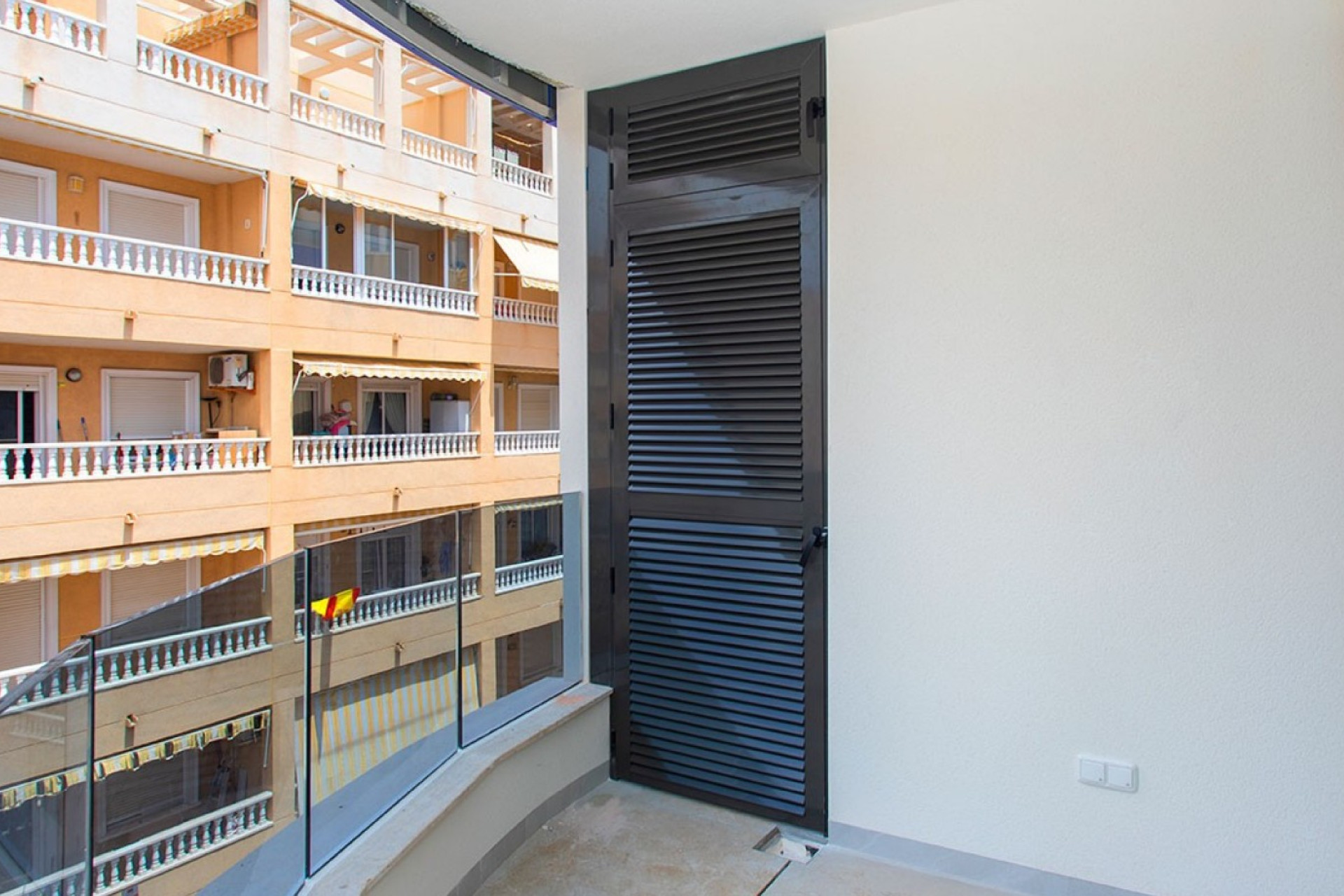 Resale - Apartment / Flat - Torrevieja - Playa del Cura