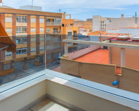 Resale - Apartment / Flat - Torrevieja - Playa del Cura