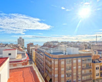 Resale - Apartment / Flat - Torrevieja - Playa del Cura