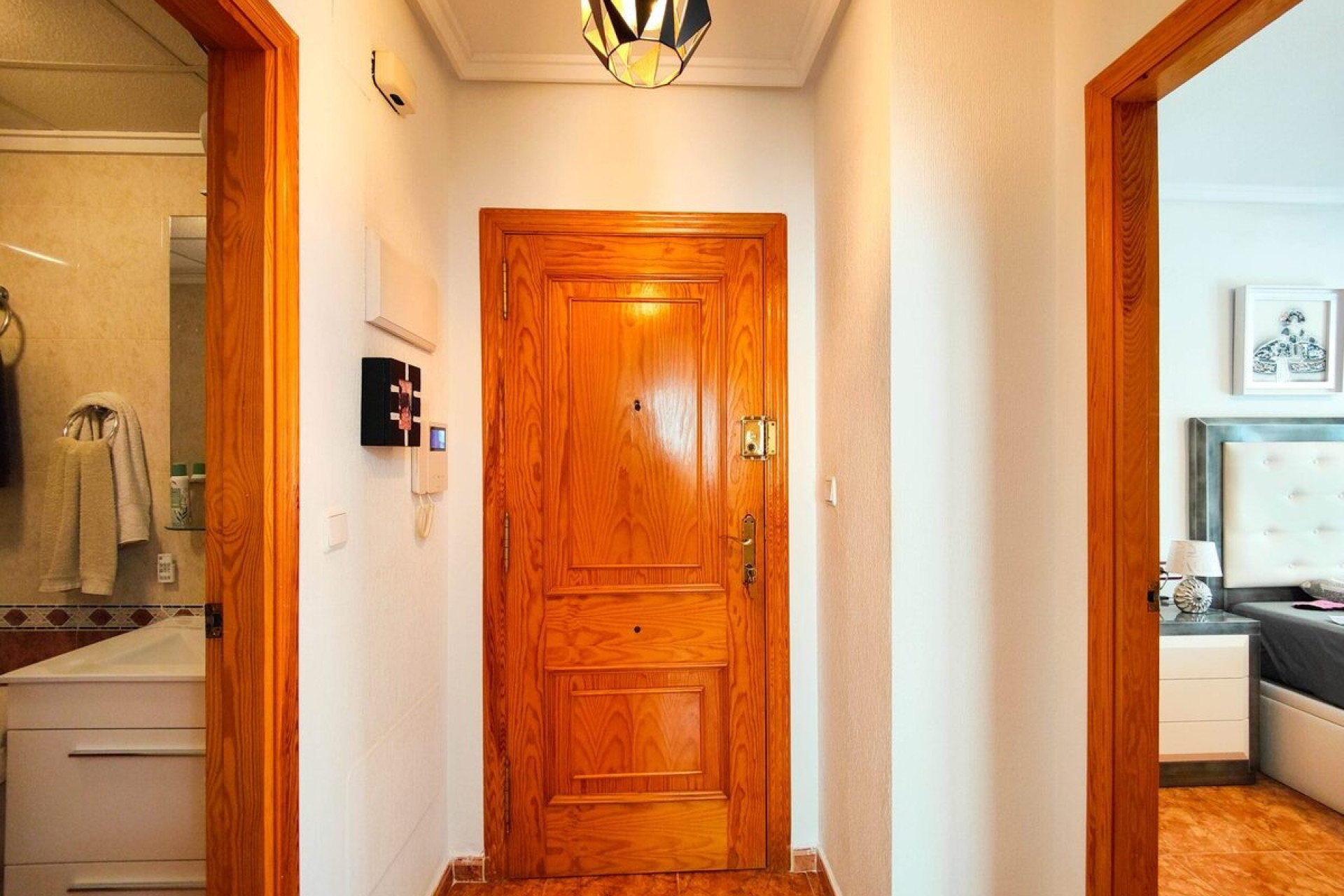 Resale - Apartment / Flat - Torrevieja - Playa del Cura