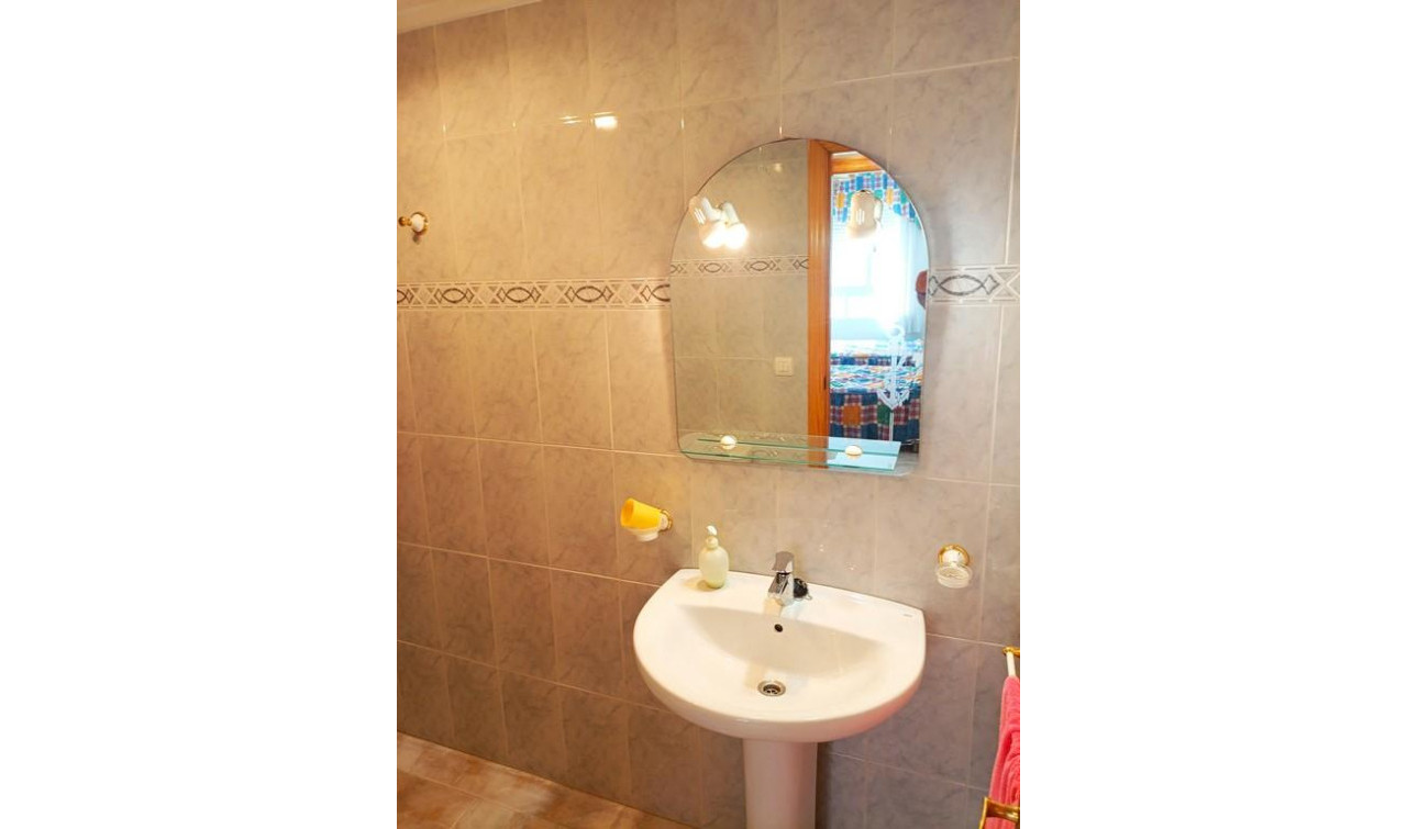 Resale - Apartment / Flat - Torrevieja - Playa del Cura