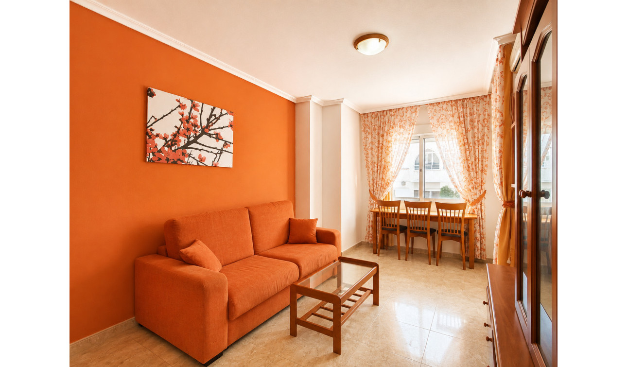 Resale - Apartment / Flat - Torrevieja - Playa del Cura