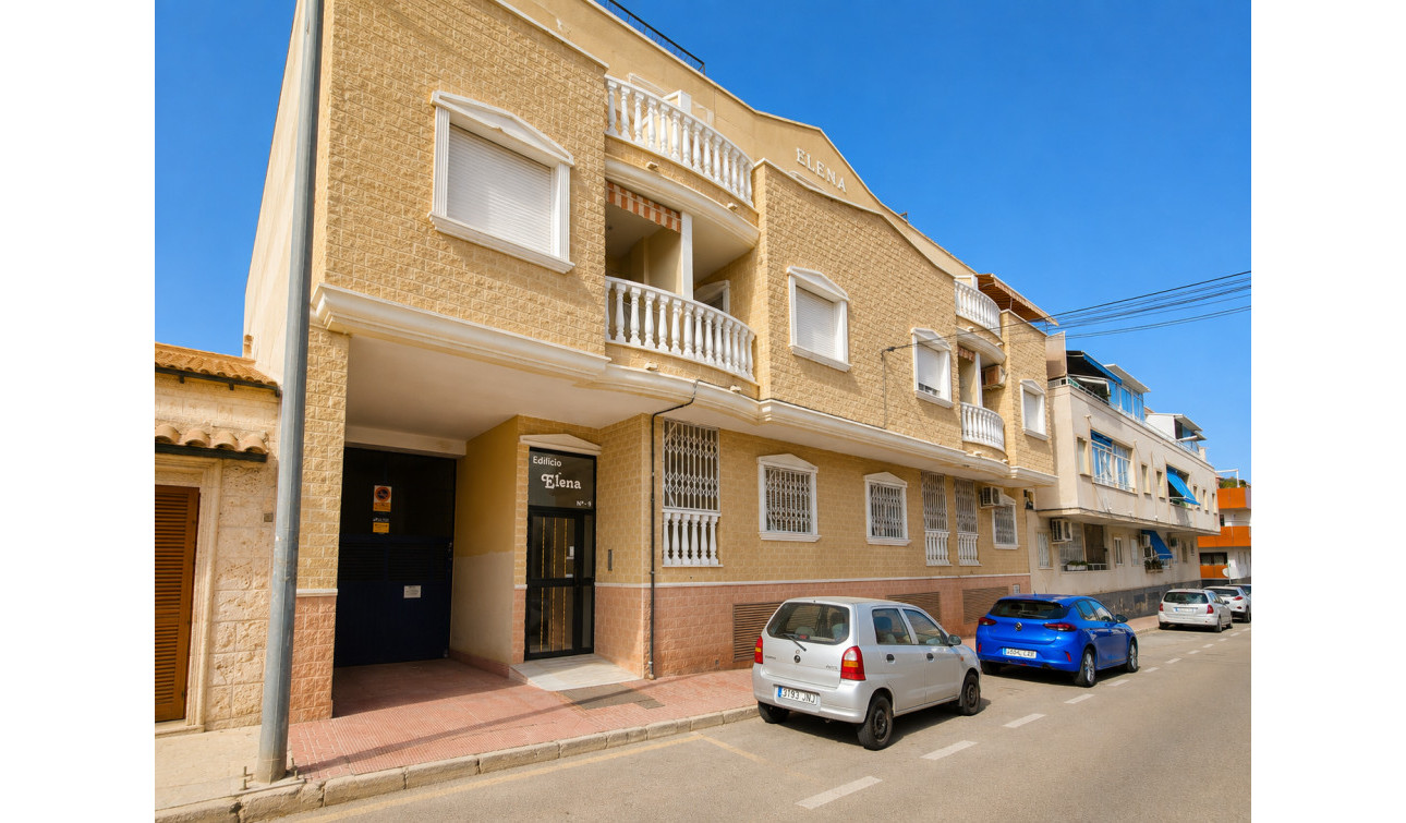 Resale - Apartment / Flat - Torrevieja - Playa del Cura