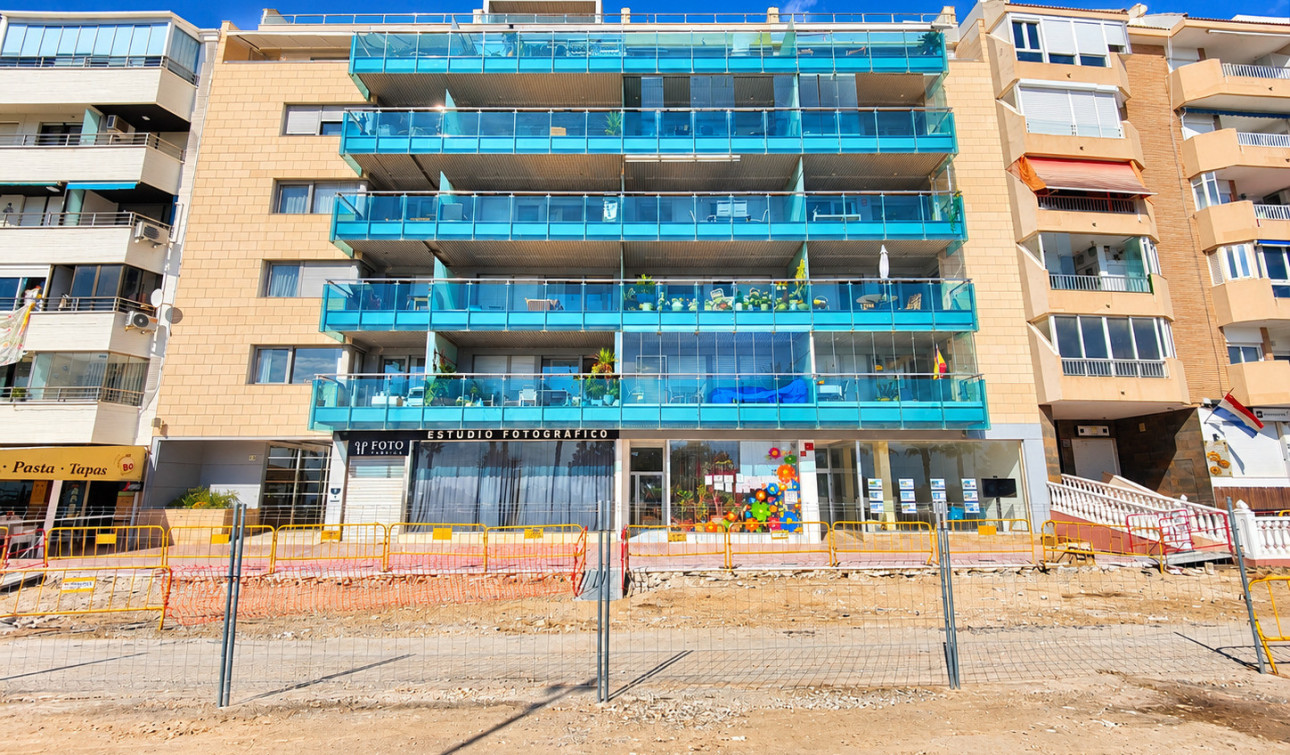 Resale - Apartment / Flat - Torrevieja - Playa del Cura