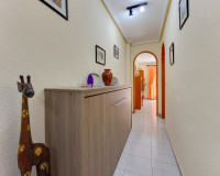 Resale - Apartment / Flat - Torrevieja - Playa del Cura