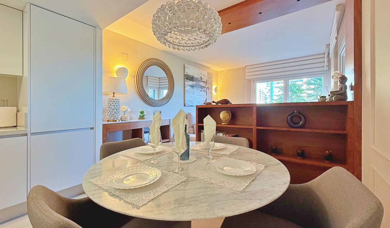 Resale - Apartment / Flat - Torrevieja - Punta Prima