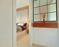 Resale - Apartment / Flat - Torrevieja - Punta Prima