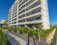 Resale - Apartment / Flat - Torrevieja - Punta Prima