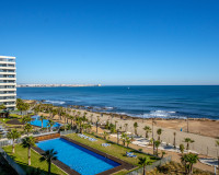 Resale - Apartment / Flat - Torrevieja - Punta Prima