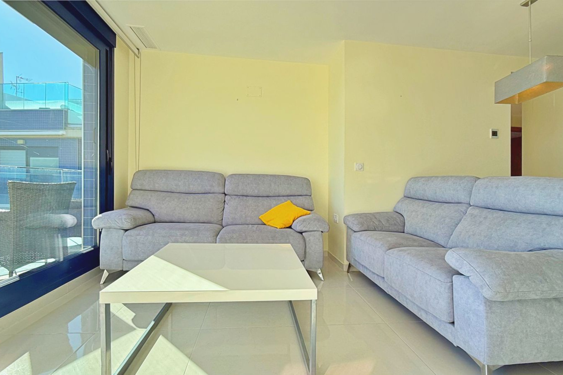 Resale - Apartment / Flat - Torrevieja - Punta Prima