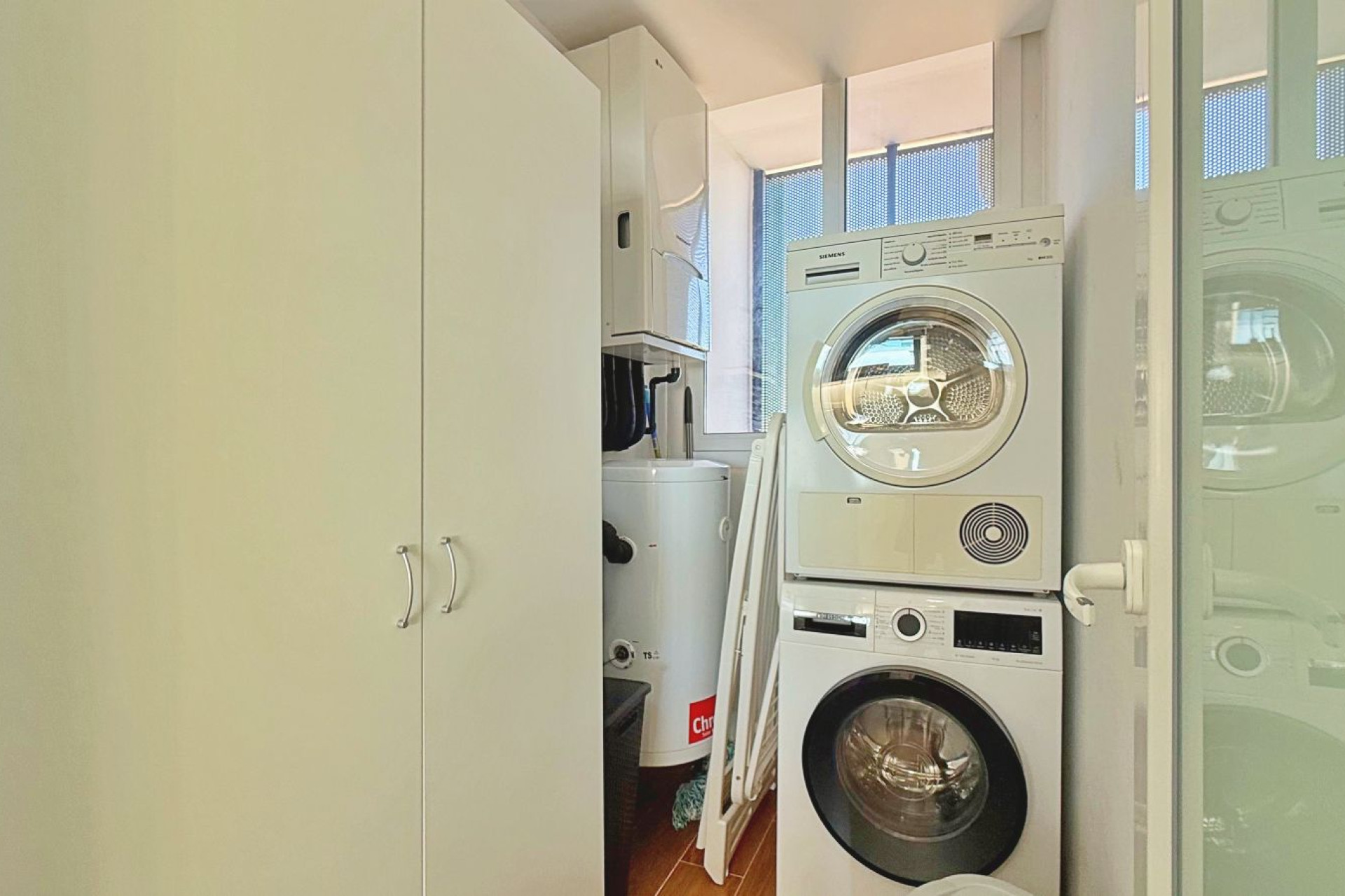 Resale - Apartment / Flat - Torrevieja - Punta Prima