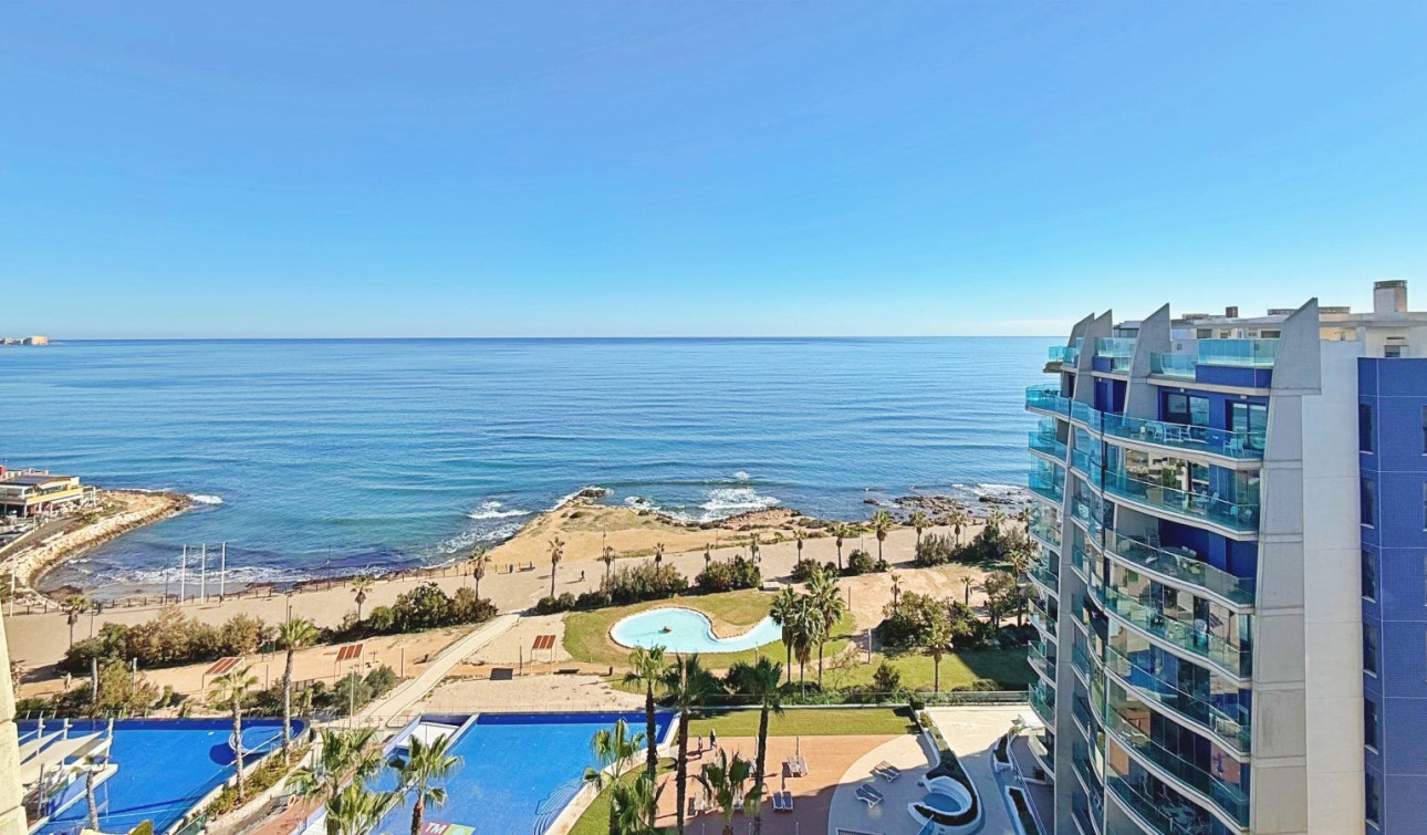 Resale - Apartment / Flat - Torrevieja - Punta Prima