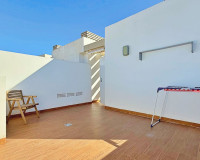 Resale - Apartment / Flat - Torrevieja - Punta Prima