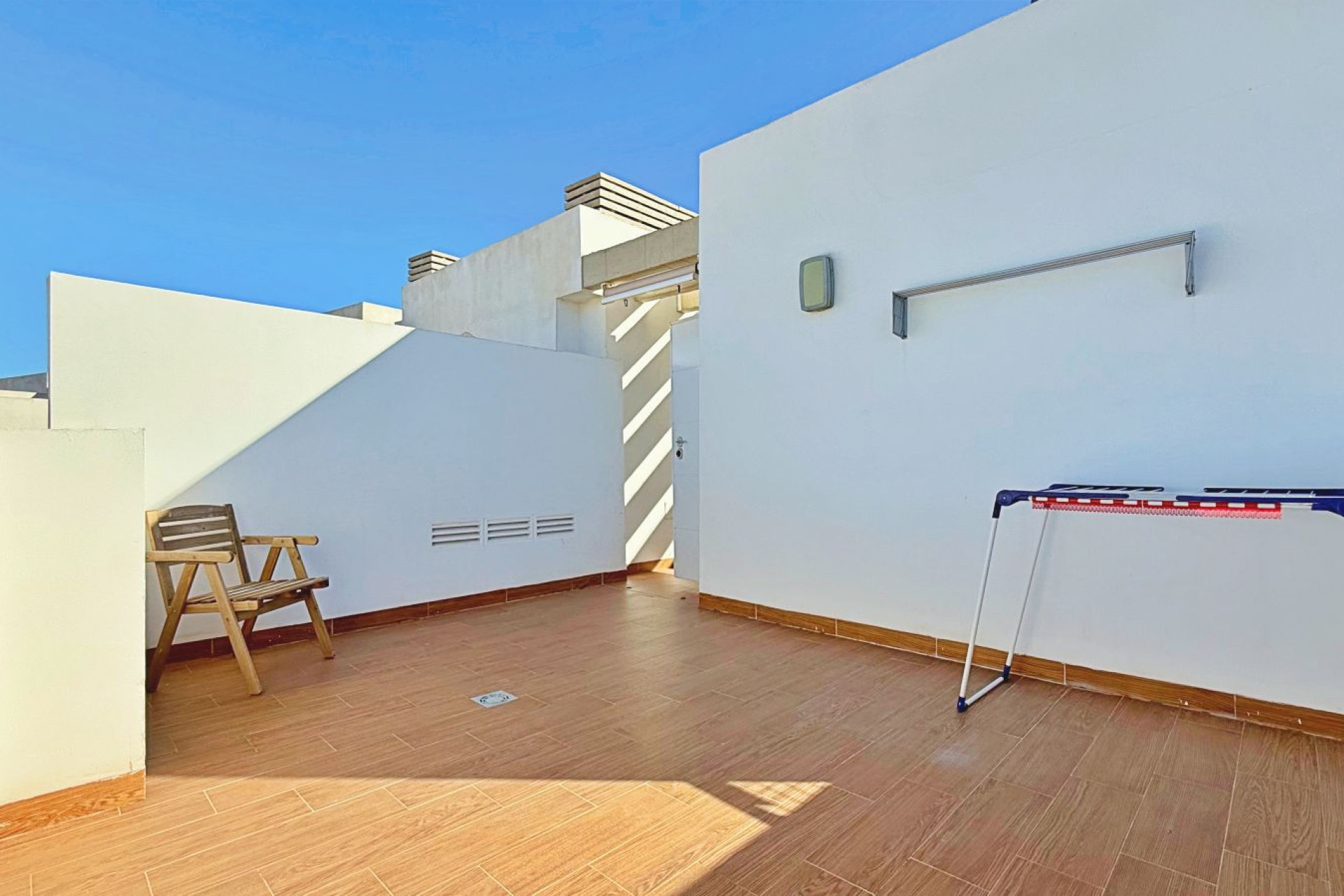 Resale - Apartment / Flat - Torrevieja - Punta Prima