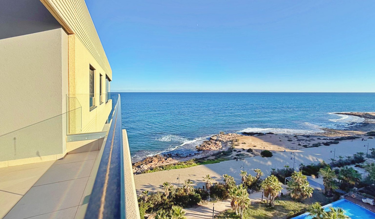 Resale - Apartment / Flat - Torrevieja - Punta Prima