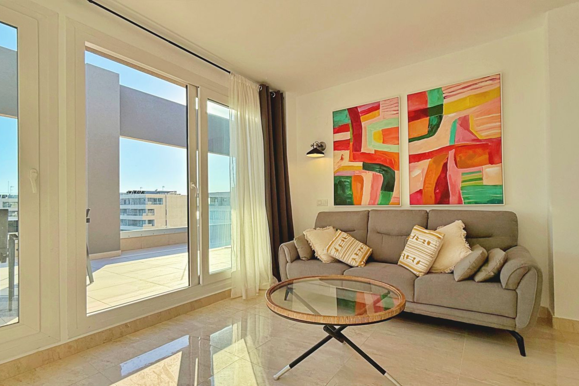 Resale - Apartment / Flat - Torrevieja - Punta Prima