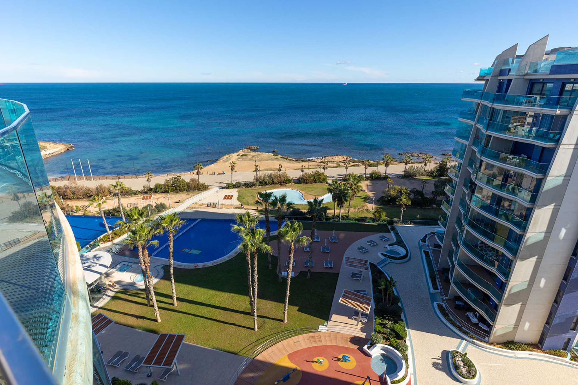 Resale - Apartment / Flat - Torrevieja - Punta Prima