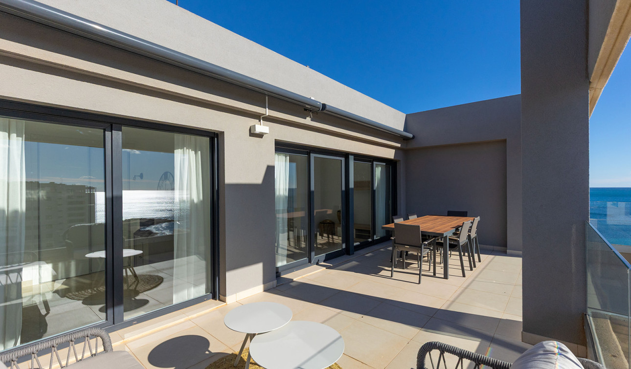 Resale - Apartment / Flat - Torrevieja - Punta Prima