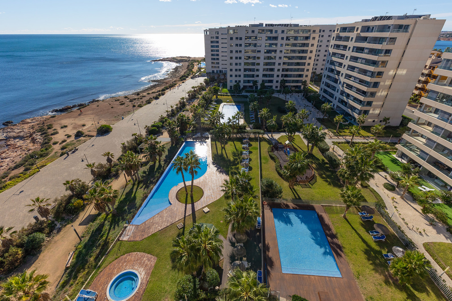 Resale - Apartment / Flat - Torrevieja - Punta Prima