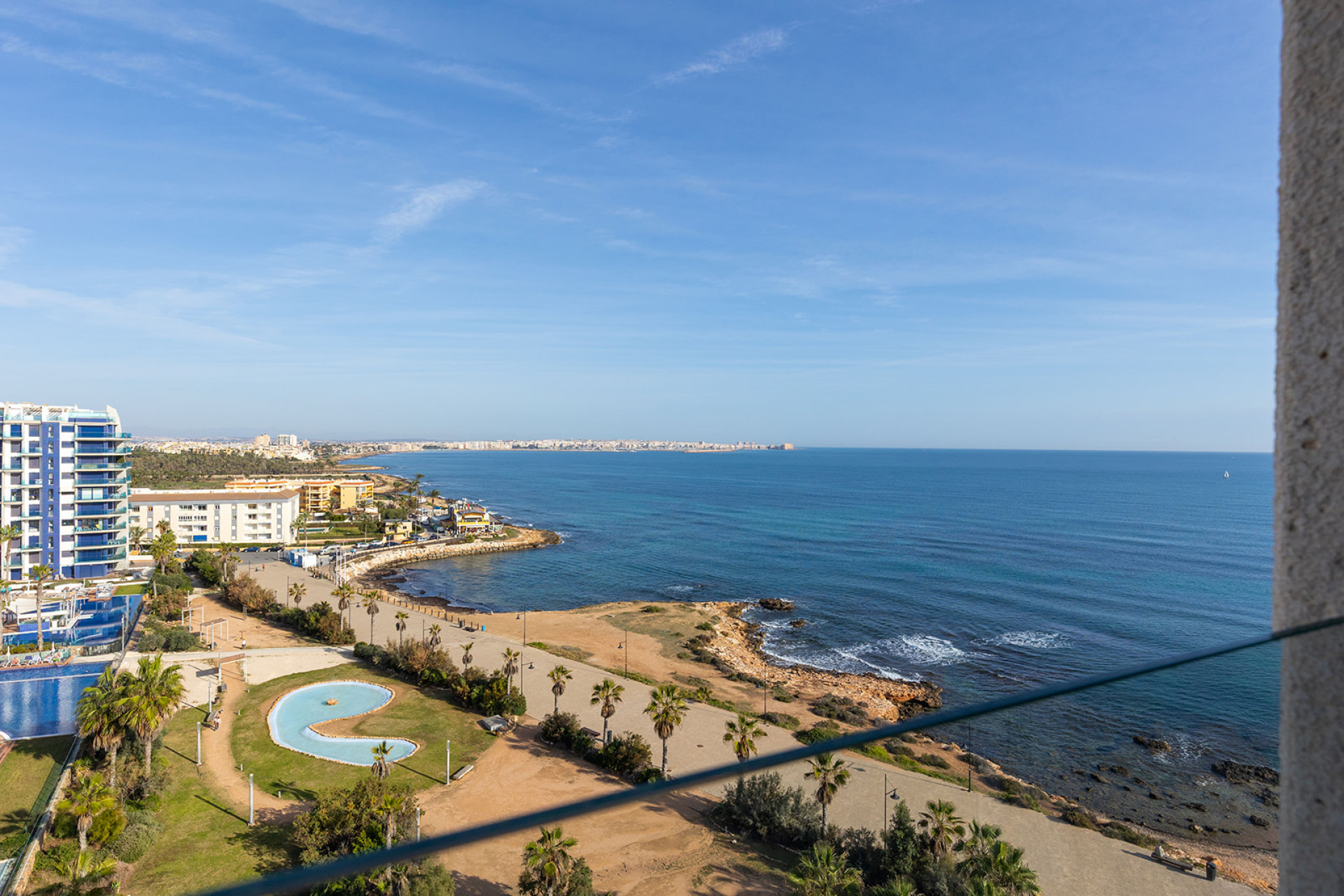 Resale - Apartment / Flat - Torrevieja - Punta Prima