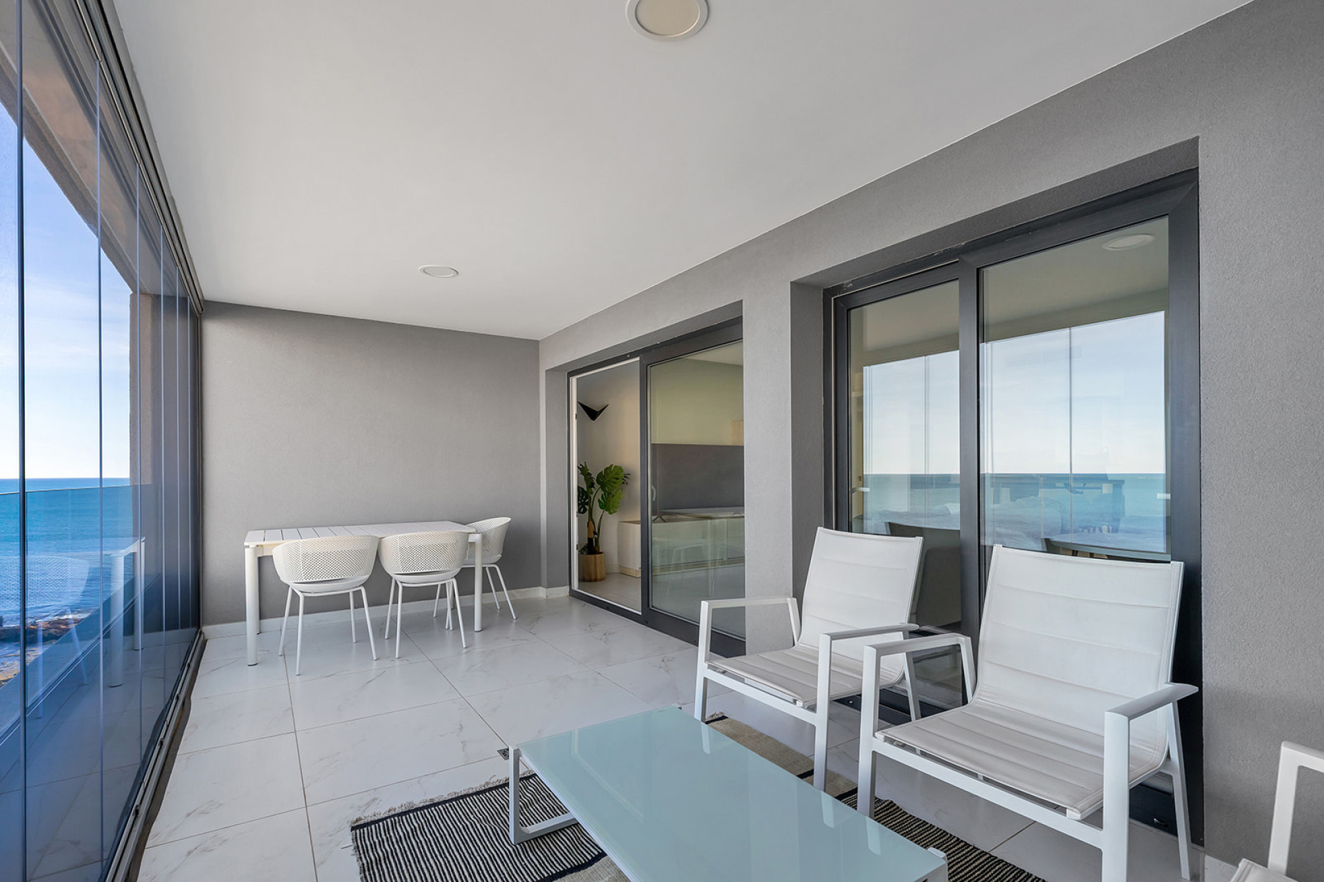 Resale - Apartment / Flat - Torrevieja - Punta Prima