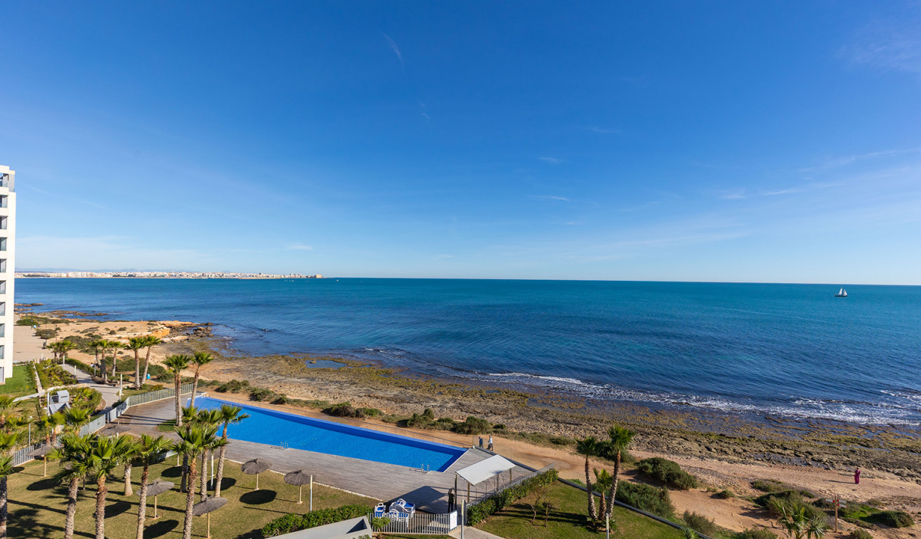 Resale - Apartment / Flat - Torrevieja - Punta Prima