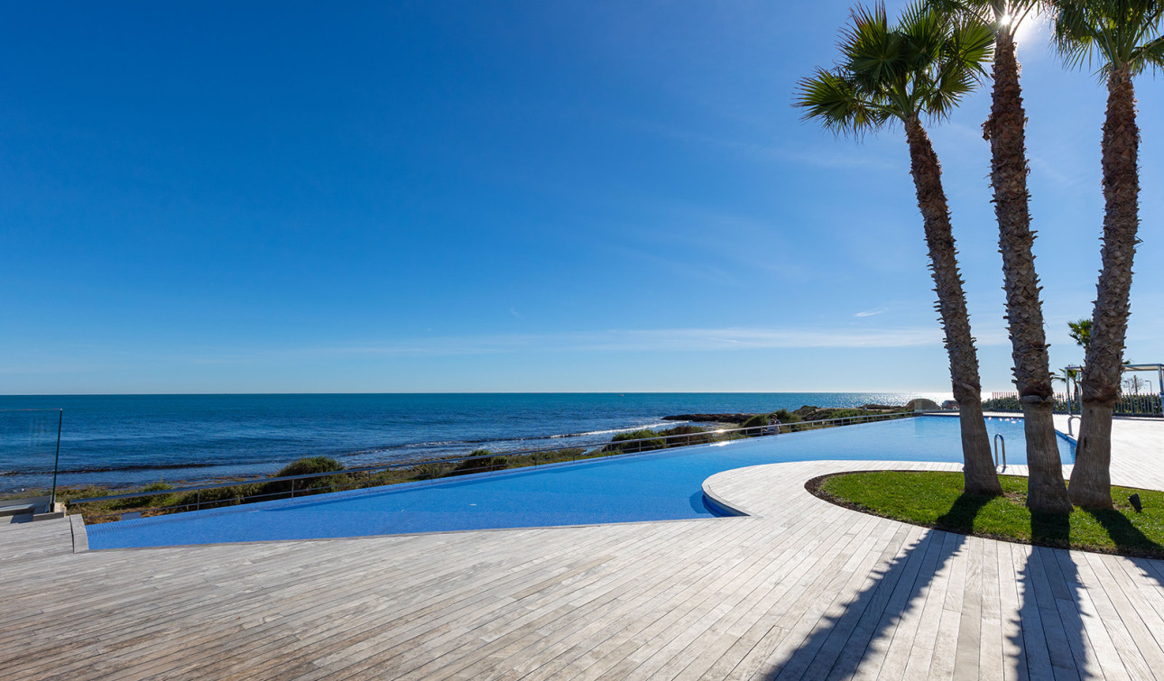 Resale - Apartment / Flat - Torrevieja - Punta Prima