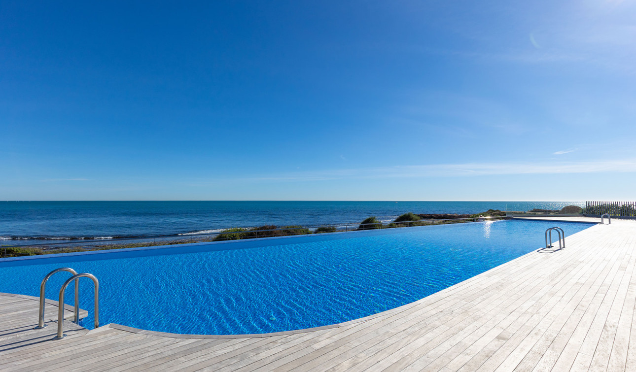 Resale - Apartment / Flat - Torrevieja - Punta Prima