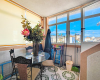 Resale - Apartment / Flat - Torrevieja - Punta Prima