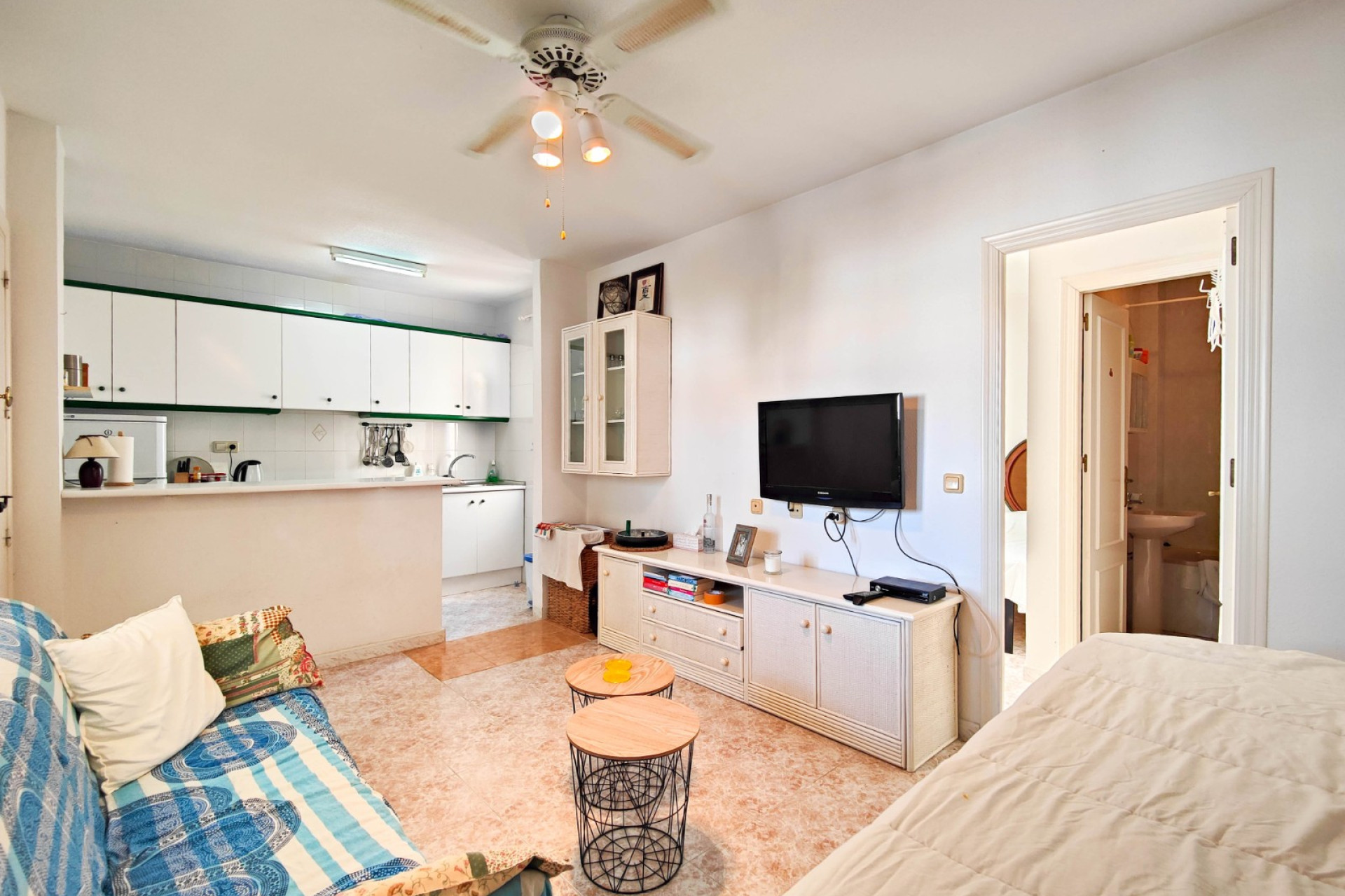 Resale - Apartment / Flat - Torrevieja - Punta Prima