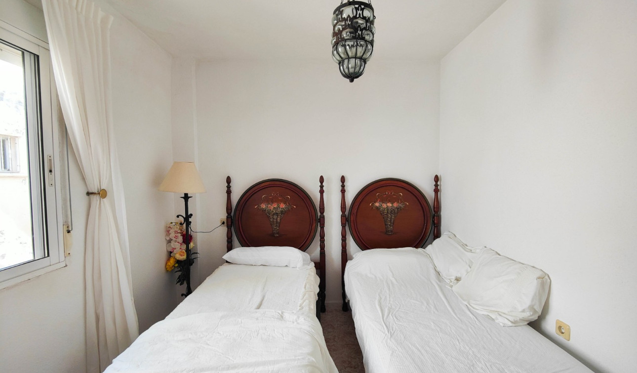 Resale - Apartment / Flat - Torrevieja - Punta Prima