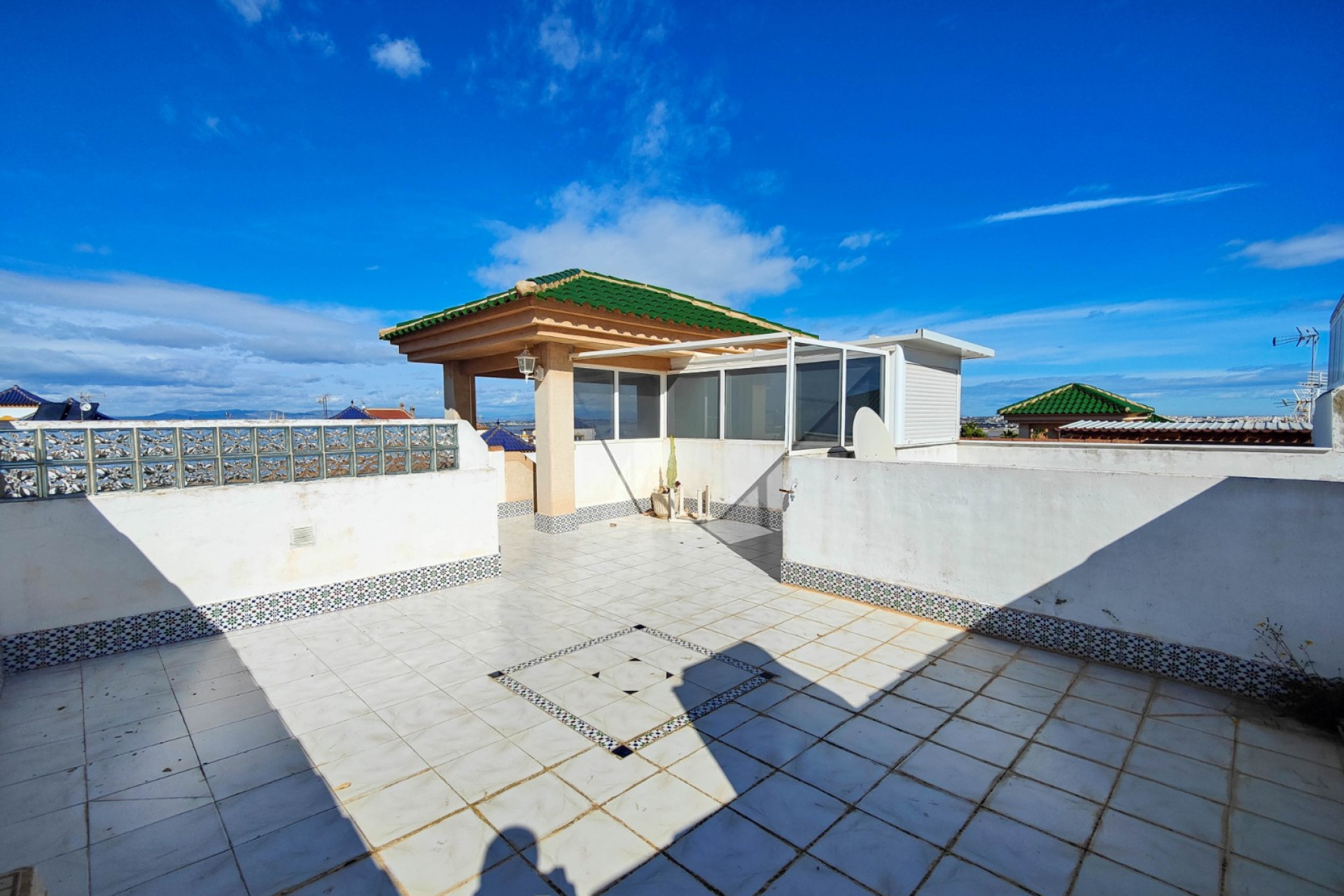 Resale - Apartment / Flat - Torrevieja - Punta Prima