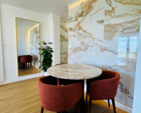 Resale - Apartment / Flat - Torrevieja - Punta Prima