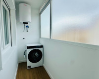 Resale - Apartment / Flat - Torrevieja - Punta Prima