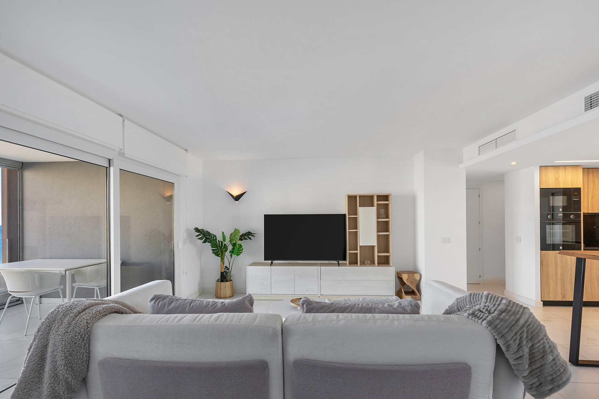 Resale - Apartment / Flat - Torrevieja - Punta Prima