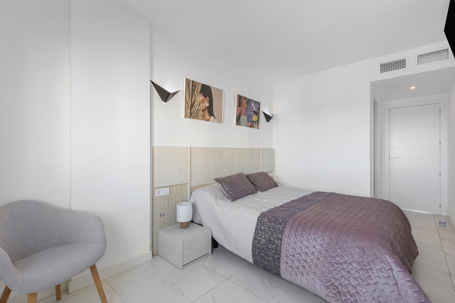 Resale - Apartment / Flat - Torrevieja - Punta Prima