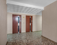 Resale - Apartment / Flat - Torrevieja - Punta Prima
