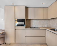 Resale - Apartment / Flat - Torrevieja - Punta Prima