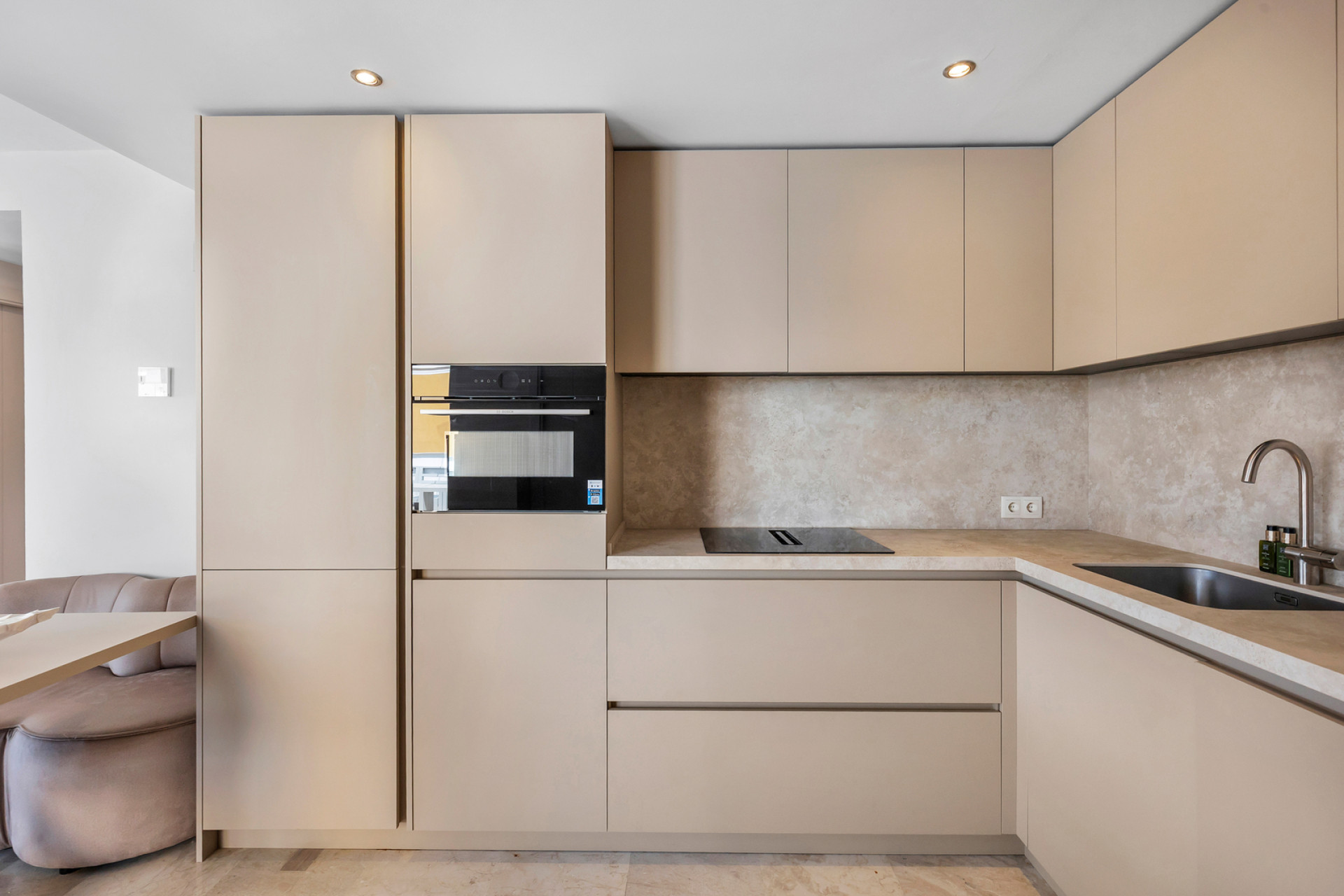 Resale - Apartment / Flat - Torrevieja - Punta Prima